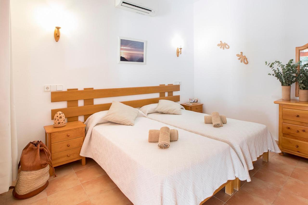 Apartamentos Molina 9-10-11 Ес Кало Екстериор снимка