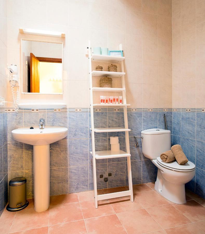 Apartamentos Molina 9-10-11 Ес Кало Екстериор снимка